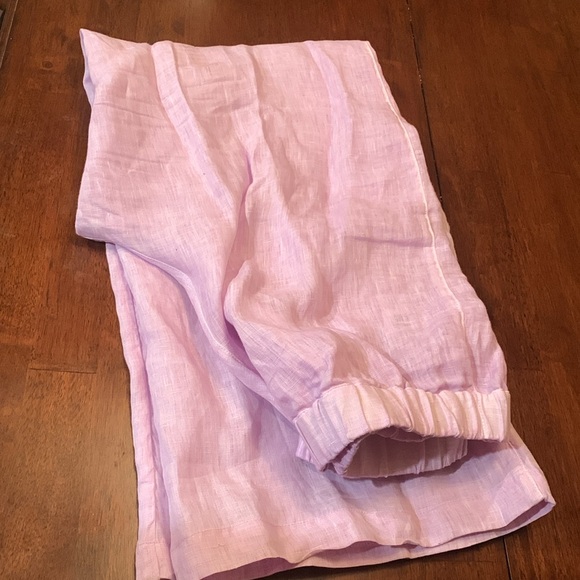 Absolutely stunning brand new linen authentic by  famous Italian designer. - Picture 13 of 16